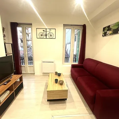 Apartament Republique Centre 21